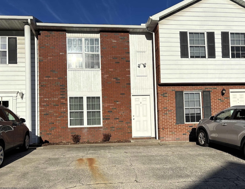 901 Charles St, Morgantown, WV 26505 - photo 1