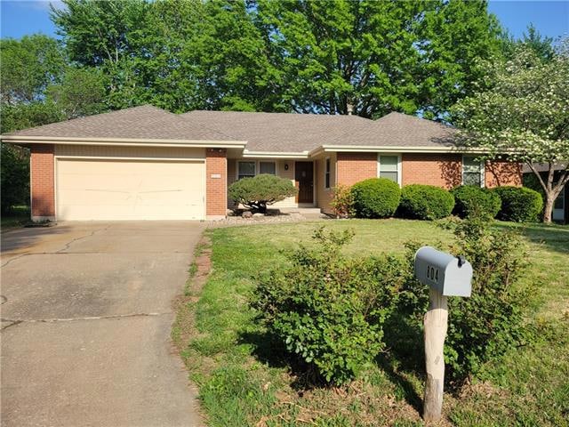 804 NW 11th St, Blue Springs, MO 64015 - photo 1