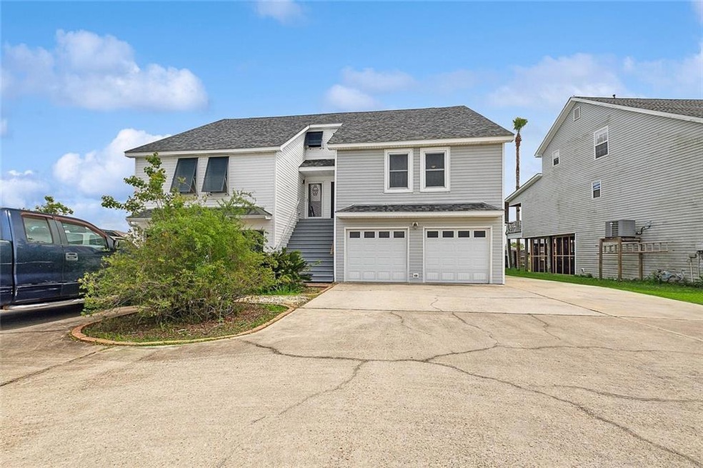 Extra long driveway and big garage