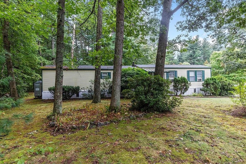 29 Mercury Ln, Nashua, NH 03062 - photo 1