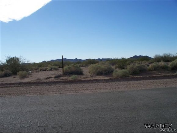 PAVED RD FRONTAGE