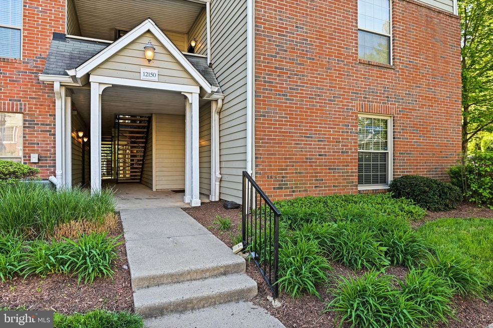 12150 Penderview Terrace unit 1308, Fairfax, VA 22033 - photo 1