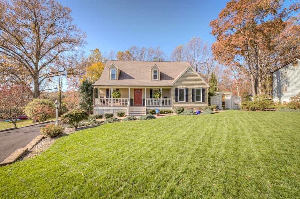 229 Deer Dr, Ruckersville, VA 22968 - photo 1