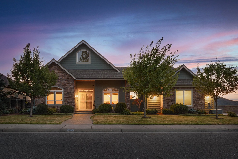 1091 NW Starlite Place, Grants Pass, OR 97526 - photo 1