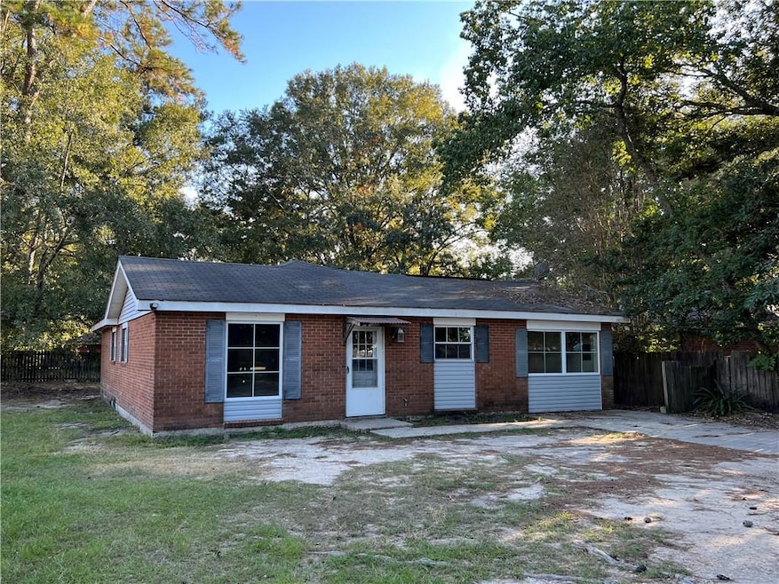 203 W 32nd Ave, Covington, LA 70433 - photo 1