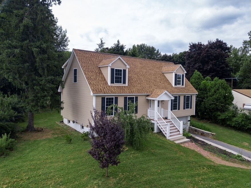29 Chevy Chase Rd, Worcester, MA 01606 - photo 1
