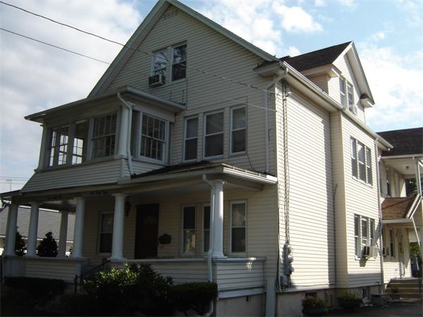 463 Springfield St, Chicopee, MA 01013 - photo 1