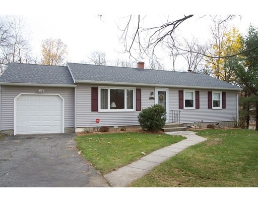 1051 Overlook Dr, Palmer, MA 01069 - photo 1