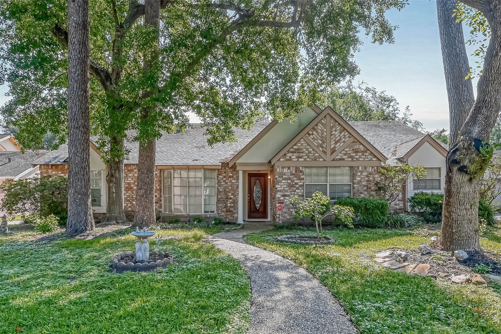 14122 Saddlebend Dr, Houston, TX 77070 - photo 1