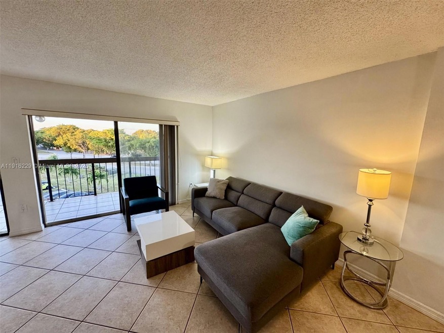 1300 SW 122nd Ave unit 4212, Miami, FL 33184 - photo 1