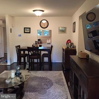 4209 Stockbridge Dr unit 10C, Dumfries, VA 22025 - photo 1