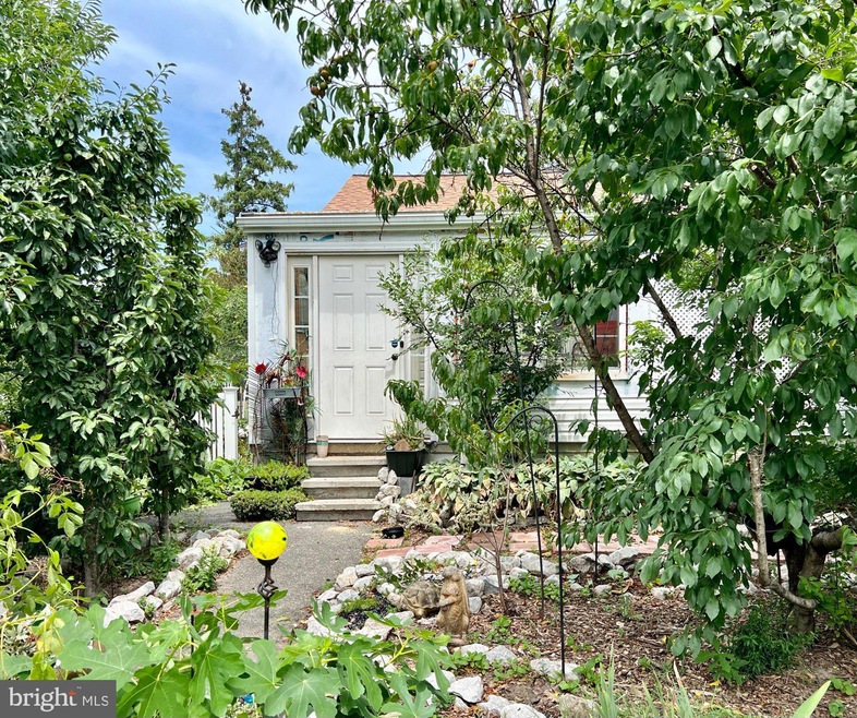 2700 Fleetwood Ave, Baltimore, MD 21214 - photo 1