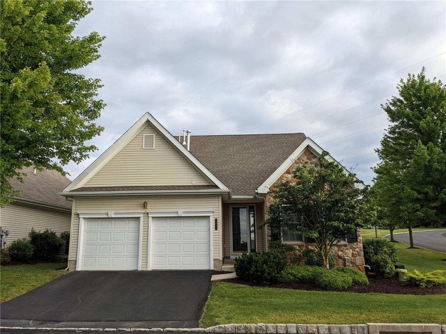 5015 Valley Stream Ln unit 83, Macungie, PA 18062 - photo 1