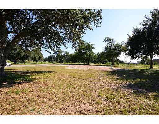 301 E Fifth St, Long Beach, MS 39560 - photo 1