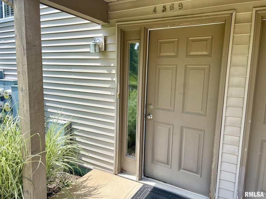 4569 N Thornhill Dr unit 201B, Peoria, IL 61615 - photo 1
