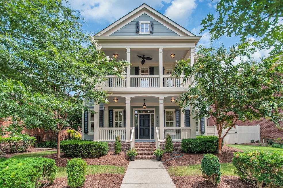 Sold $1,600,000 • Co-Listing Agent