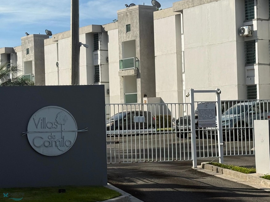 For Rent $1,300/month