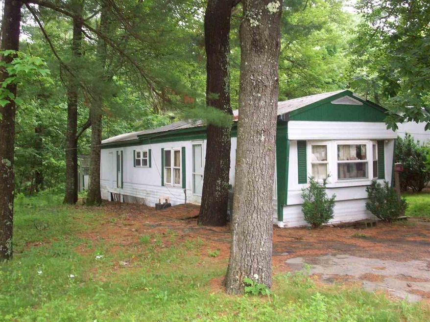 31 Old Cart Rd, Raymond, NH 03077 - photo 1