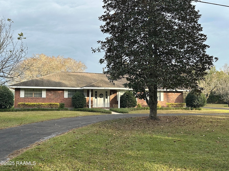 1146 Johnson Rd, Breaux Bridge, LA 70517 - photo 1