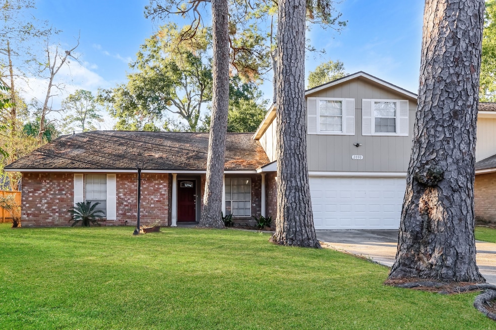2030 Lone Rock Dr, Kingwood, TX 77339 - photo 1