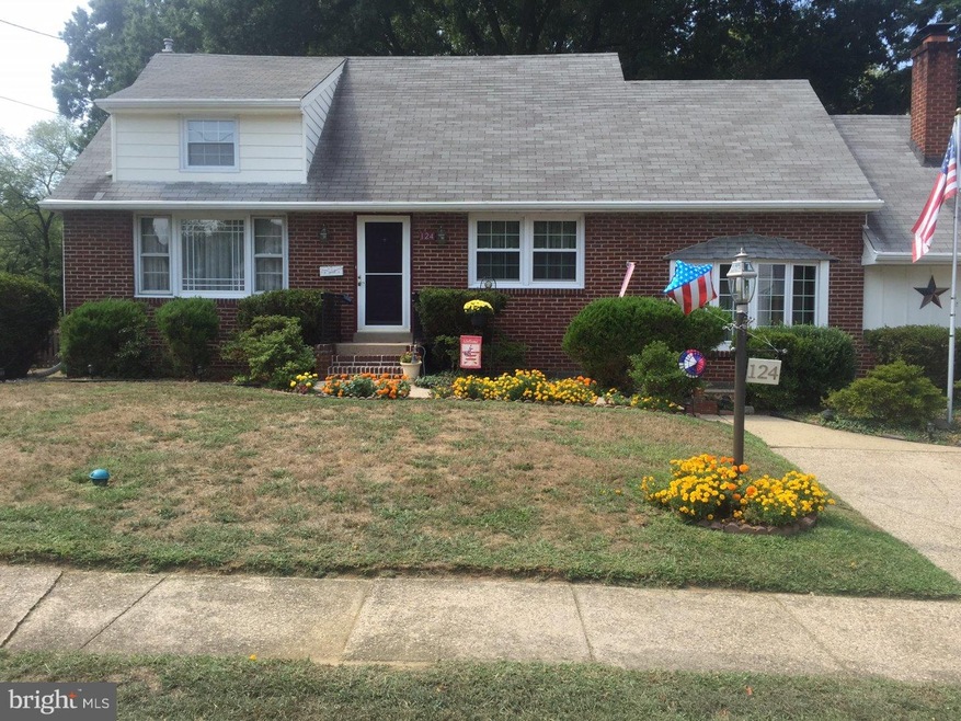 124 S Terrace Ave, Maple Shade, NJ 08052 - photo 1