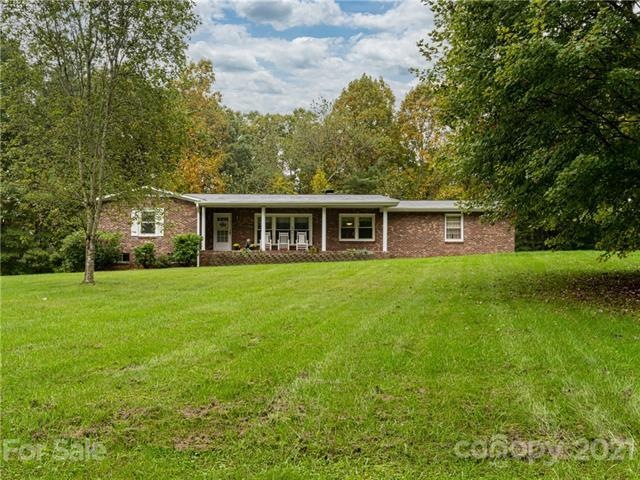 204 Keystone Drive Extension, Asheville, NC 28806 - photo 1