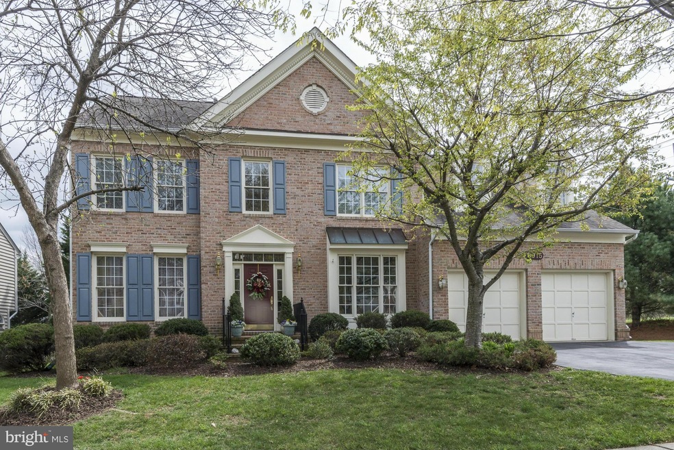 8915 Falls Farm Dr, Potomac, MD 20854 - photo 1