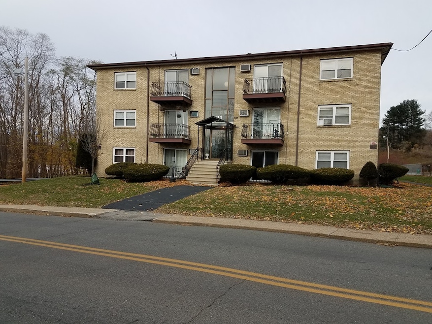 81 High St unit 22, Amesbury, MA 01913 - photo 1