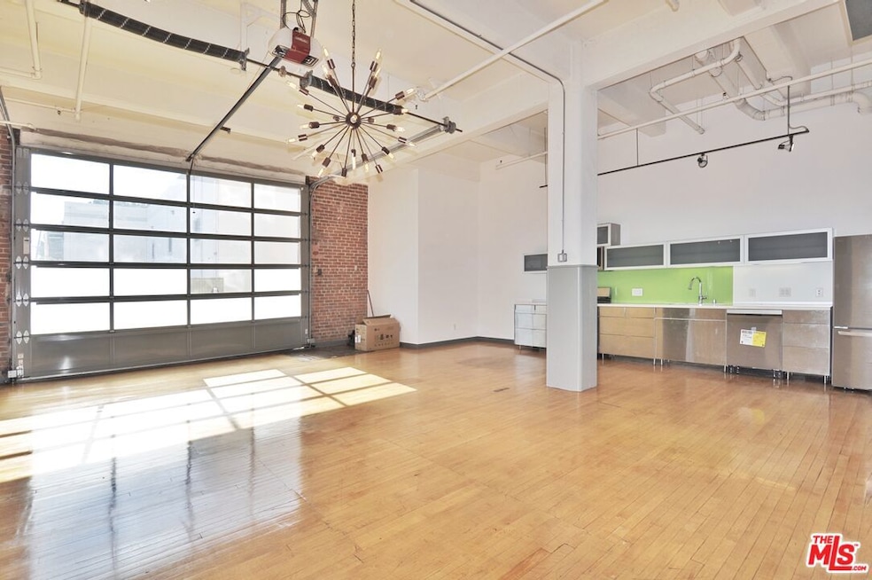 Biscuit Company Lofts unit 111, Los Angeles, CA 90021 - photo 1