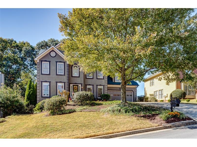 Gorgeous 5 bedroom, 2.5 bathroom home in sought af
