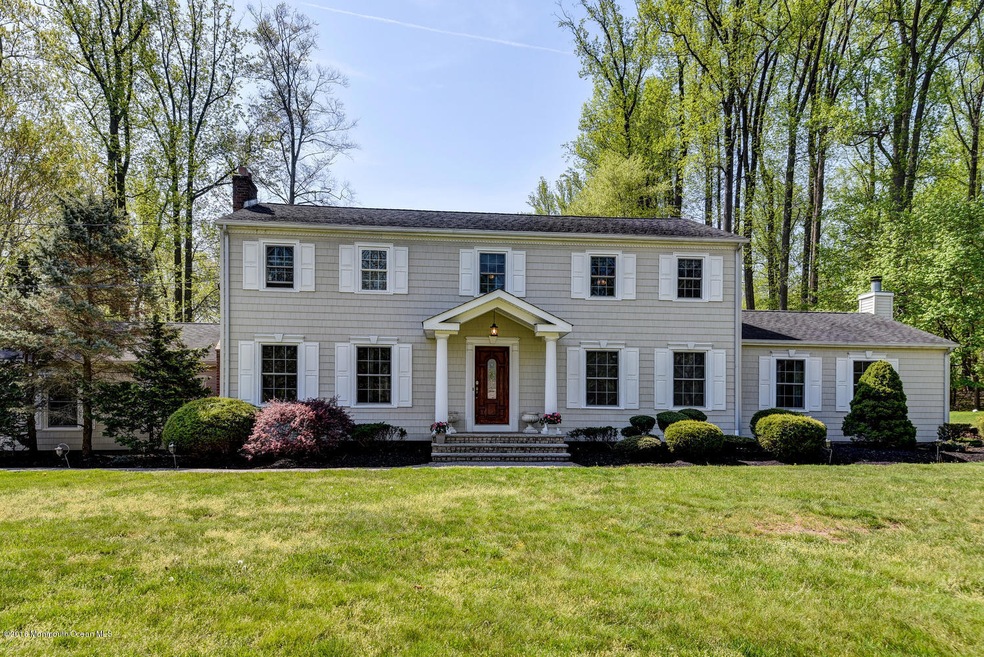 11 Ardmore Pl Holmdel NJ 07733-large-002