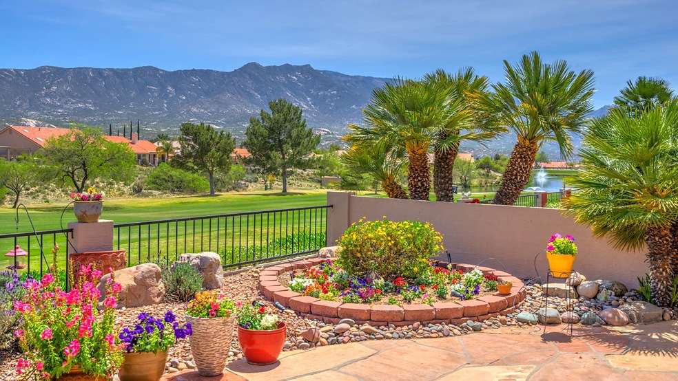 Golf, Lake & Mtn Views