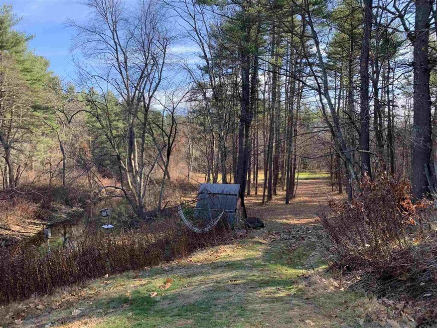 1160 Mammoth Rd, Pelham, NH 03076 - photo 1