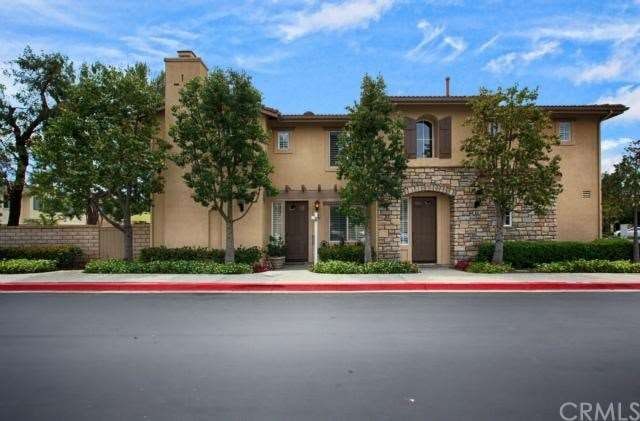 Highly Sought After 3 Bedroom/ 2.5 bath Sienna Rid