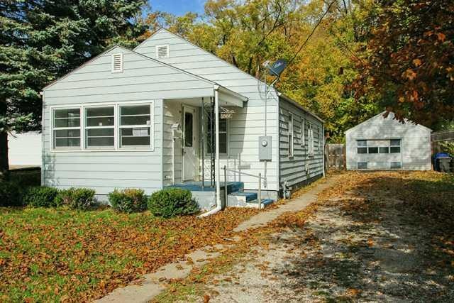 2744 E Douglas Ave, Des Moines, IA 50317 - photo 1