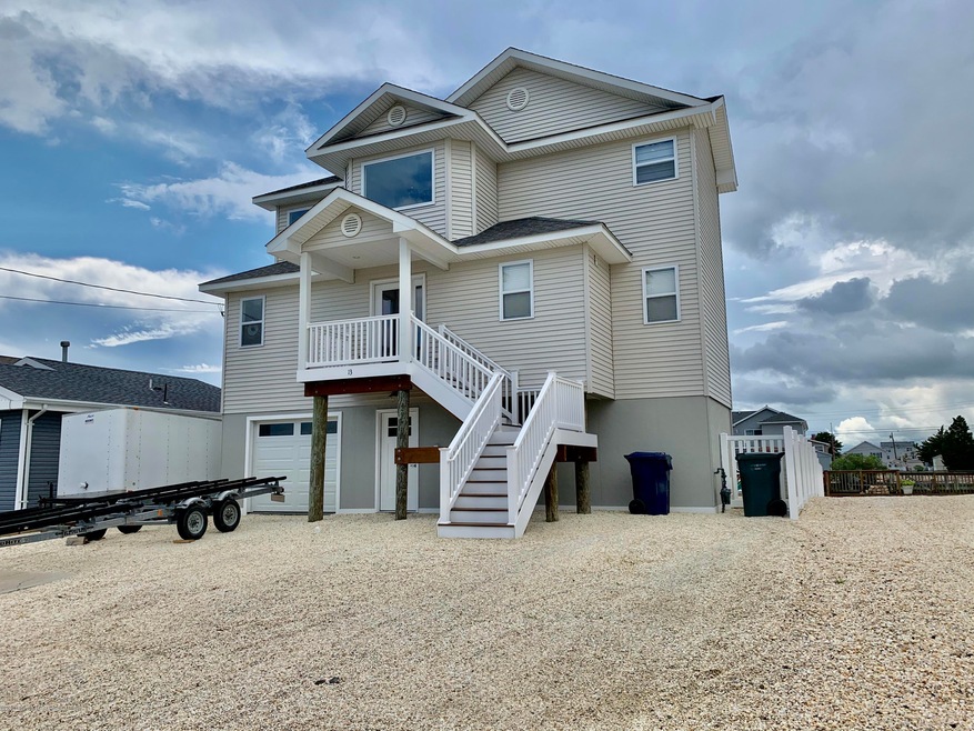 13 W Susquehanna Dr, Little Egg Harbor Township, NJ 08087 - photo 1