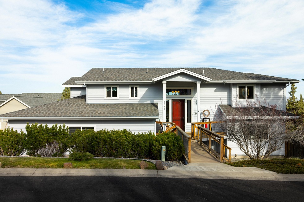 3548 SW Valleyview Dr, Redmond, OR 97756 - photo 1