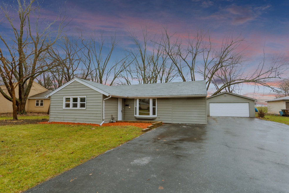 18020 Michael Ave, Country Club Hills, IL 60478 - photo 1