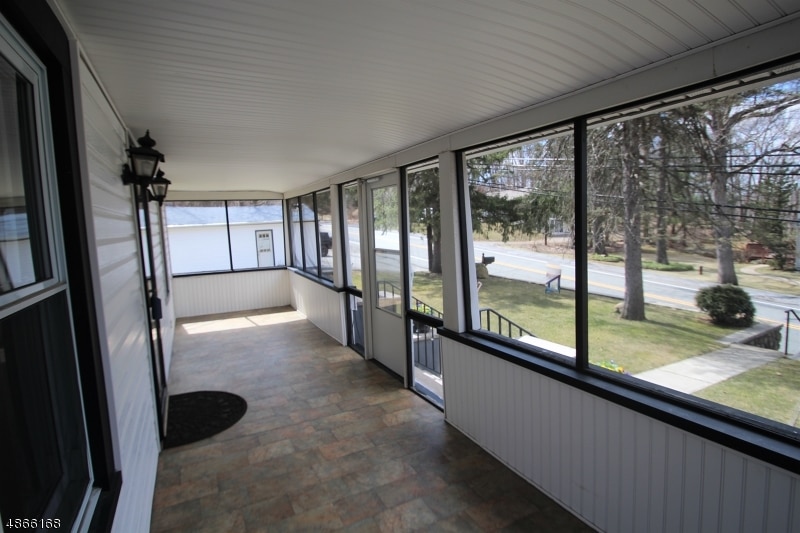 507 Maxim Dr, Andover, NJ 07821 - photo 1