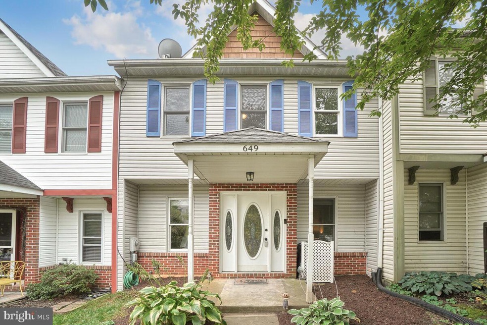 649 Knightsbridge Dr, Hagerstown, MD 21740 - photo 1