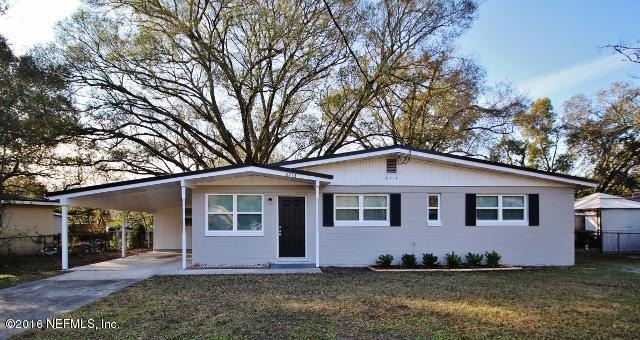 6714 Peter Rabbit Dr N, Jacksonville, FL 32210 - photo 1