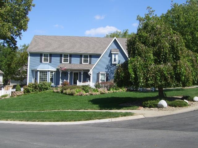 7513 Caenen Lake Rd, Shawnee, KS 66216 - photo 1