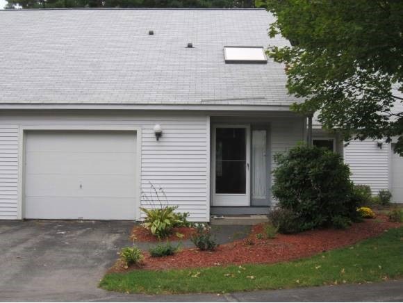 8 Highland Green unit 4, Merrimack, NH 03054 - photo 1