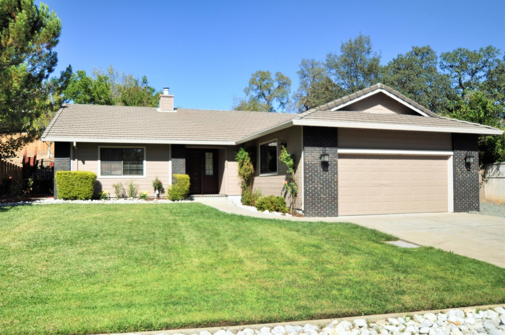 5399 Terra Linda