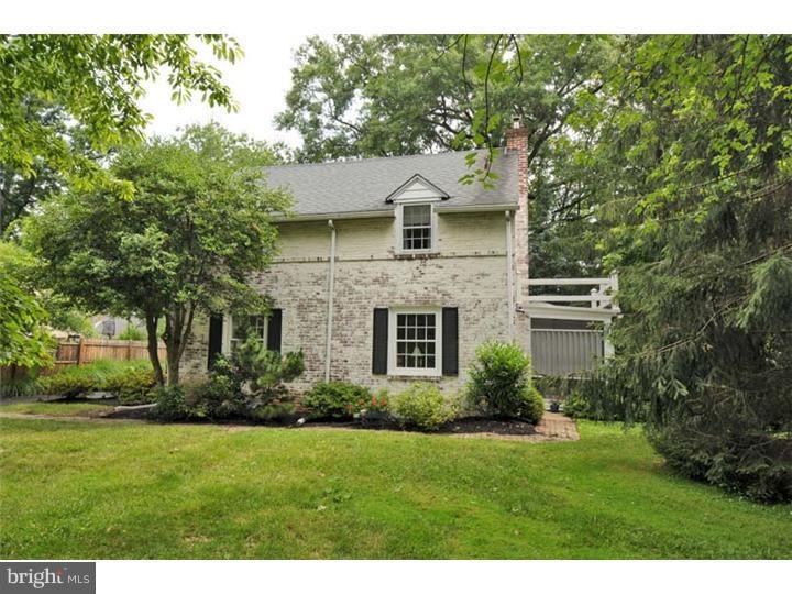 404 E Country Club Ln, Wallingford, PA 19086 - photo 1