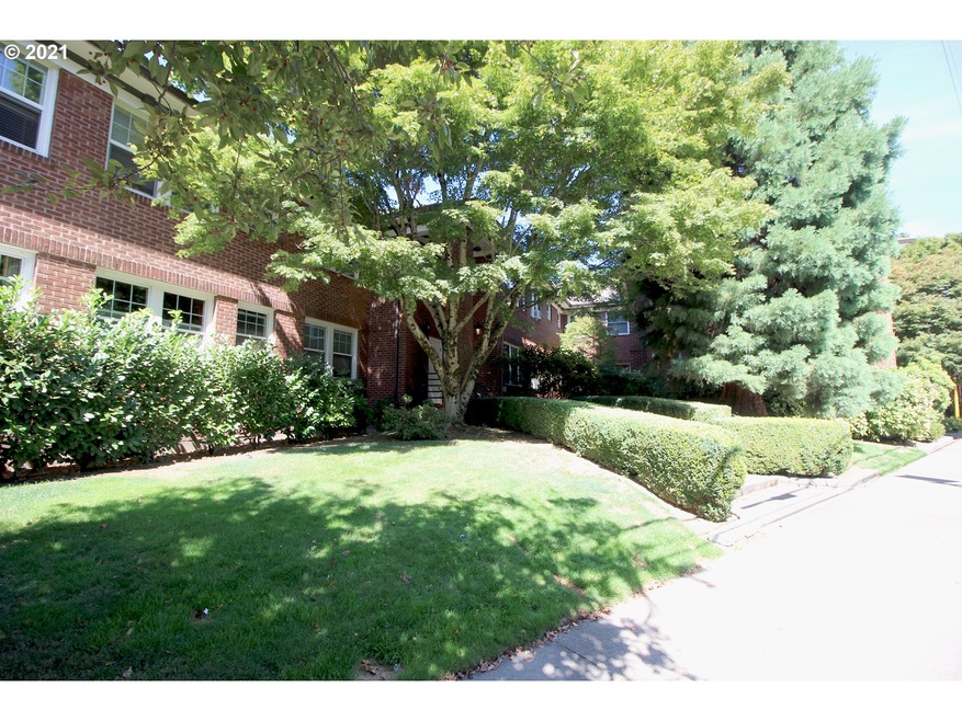 701 NE 28th Ave unit 35, Portland, OR 97232 - photo 1