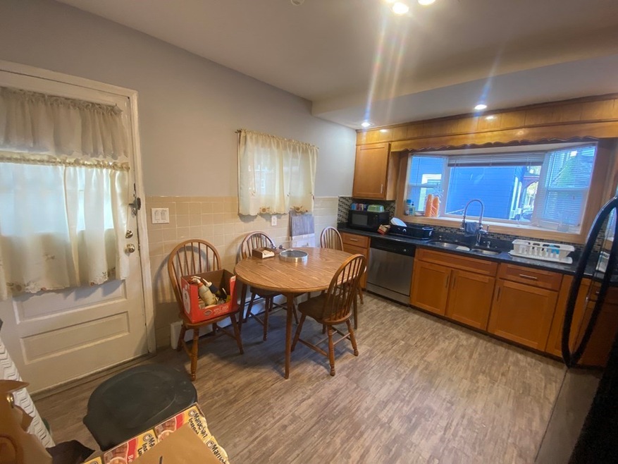 23 Montague St unit 1, Cambridge, MA 02139 - photo 1