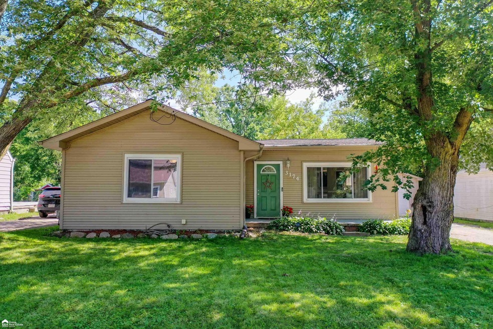 3174 Delaney St, Flint, MI 48506 - photo 1