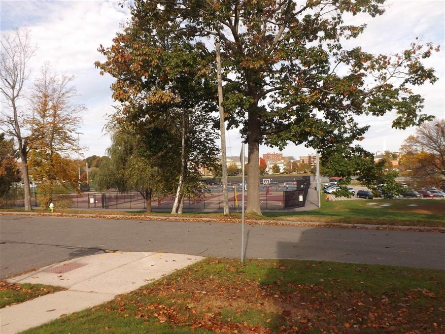 9 Kent St, Portsmouth, NH 03801 - photo 1