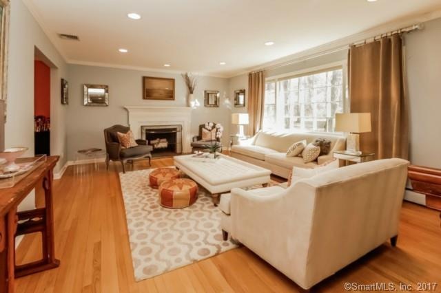 54 Canterbury Ln, Wilton, CT 06897 - photo 1